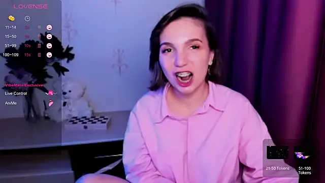 KindHazelHere_'s cam snapshot