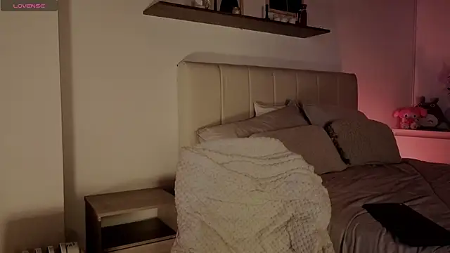 Roxxy_mora's cam snapshot