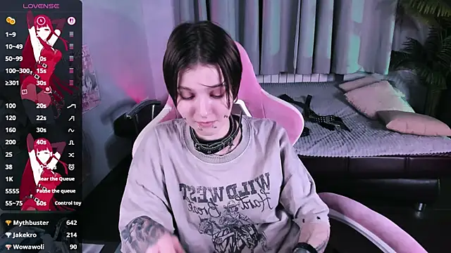 MiraVelle's cam snapshot