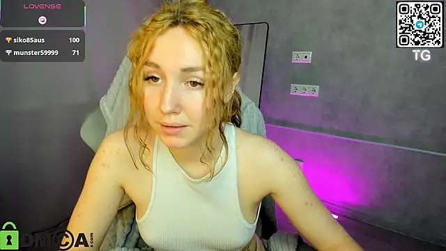 Luna_G0ld's cam snapshot