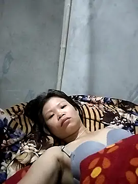 LinhNa999's cam snapshot