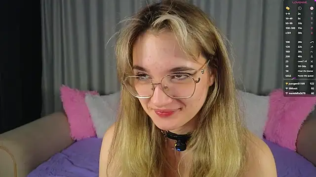 vivyboo111's cam snapshot