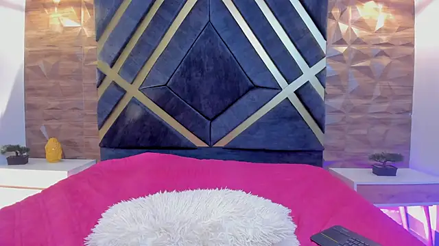 Alana_cox_'s cam snapshot