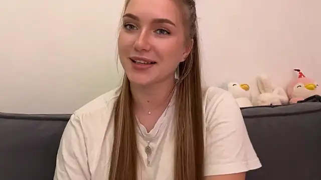 LouraStalter's cam snapshot