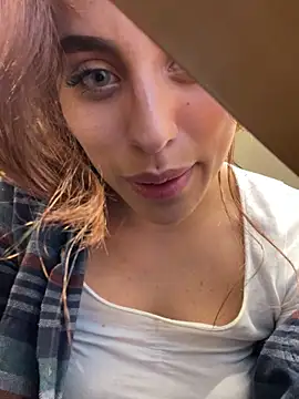 Katee_Jones's cam snapshot