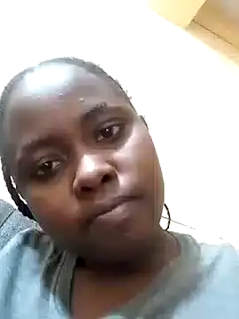 Sweetcecie01's cam snapshot