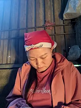 yoowwmr's cam snapshot