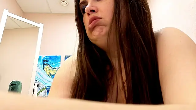 BattyMoll's cam snapshot