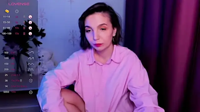 KindHazelHere_'s cam snapshot