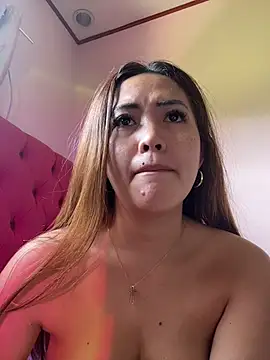 Serenaa_rabbit's cam snapshot