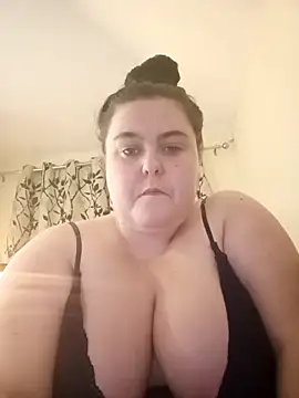 Maya_29x's cam snapshot