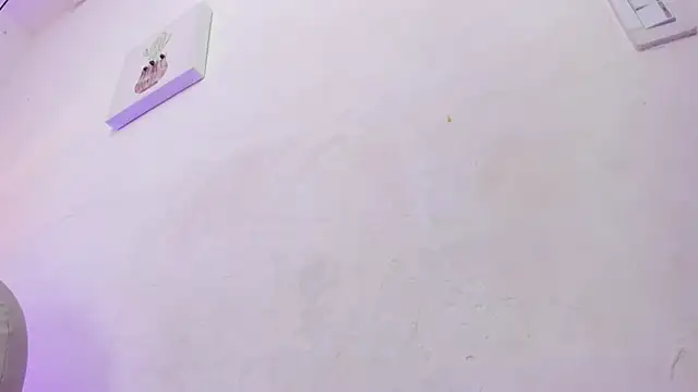 Ambar_Cullen's cam snapshot