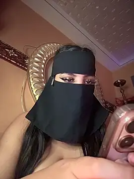 Queentaraf999's cam snapshot