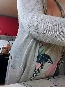 Mommygetnaughty live sex cam