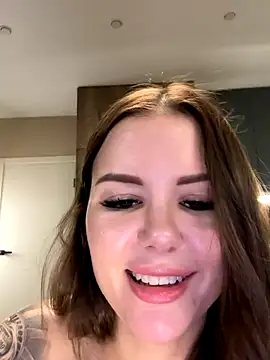 Alina_Vibe_Me live sex cam