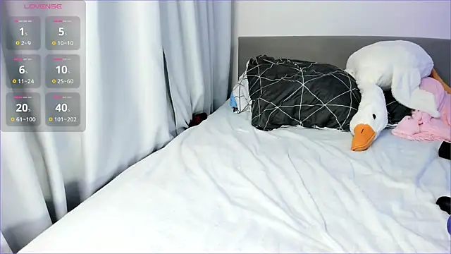 lookkeyhole live sex cam