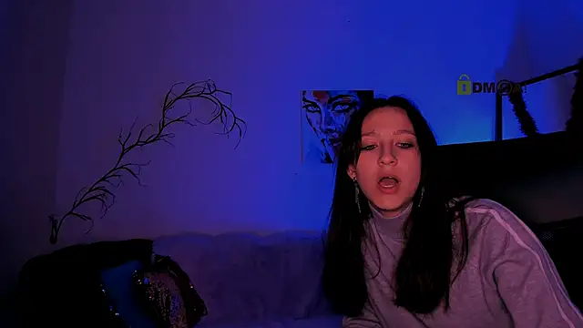 veronica_bubble's cam snapshot