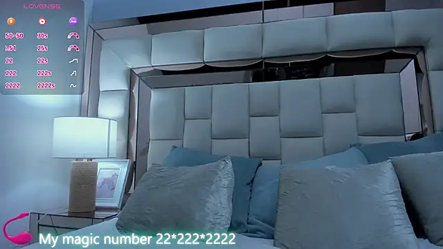 anyi_sweet_titss's cam snapshot