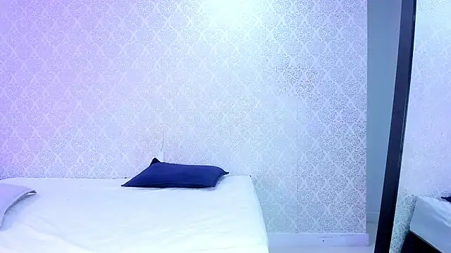 samiradoll's cam snapshot