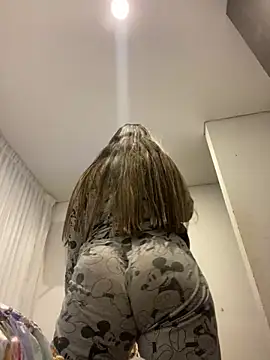 girl-anni's cam snapshot