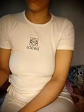 MayaarTop's cam snapshot