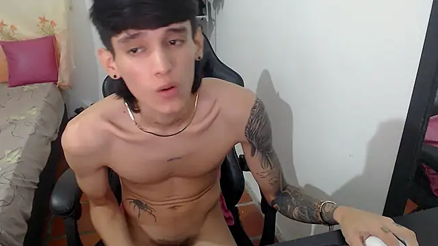 Stiwar_cute's cam snapshot