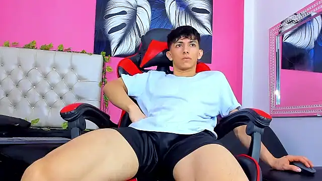 ElanGiraldo's cam snapshot