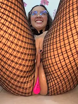 Kay_LustyWife's cam snapshot