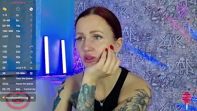 ElisaJane's cam snapshot