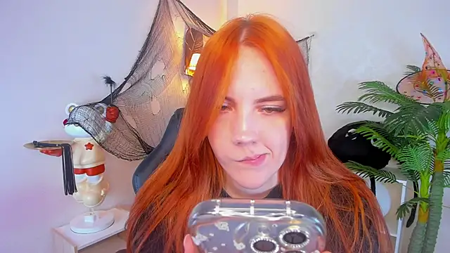 Gingerr_pie's cam snapshot