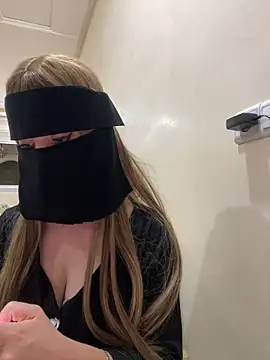 Rasha-arabic live sex cam