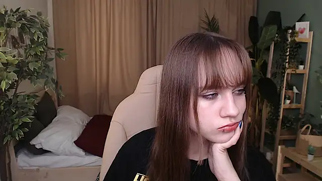 Jamie_Chung's cam snapshot