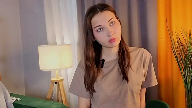 KateCahee's cam snapshot