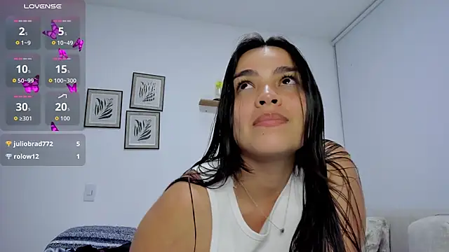 sarita_bigbooty_'s cam snapshot