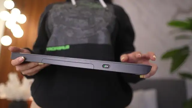 Amelia_Rouse's cam snapshot