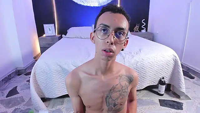 EthaanCox's cam snapshot