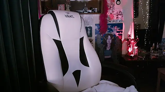 KennyOmeliya's cam snapshot