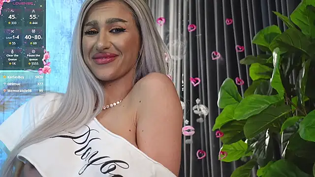 KarlaBart's cam snapshot