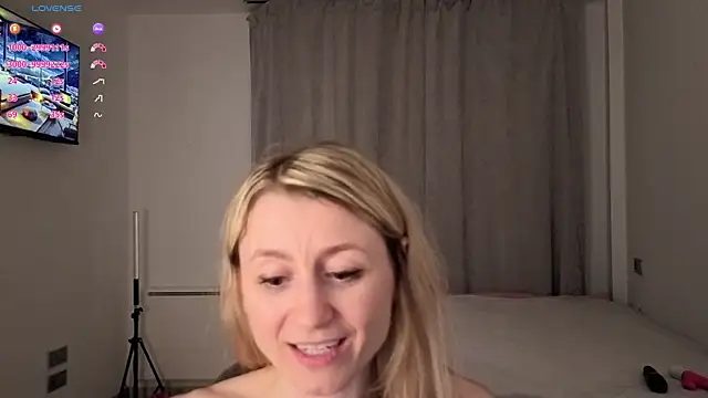 __Milana____'s cam snapshot