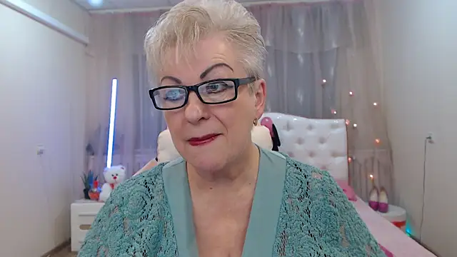 KayleSmoll's cam snapshot