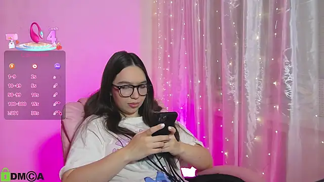 Arianahot777's cam snapshot