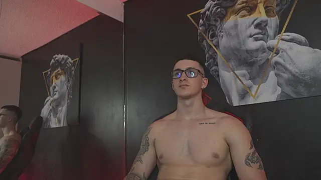 JacksonOlsenn live sex cam