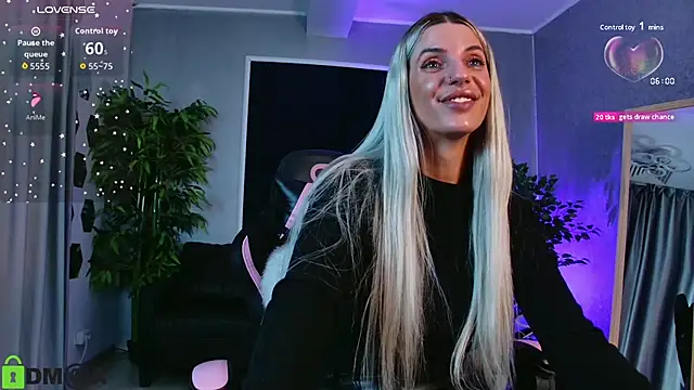 CaraBlake's cam snapshot