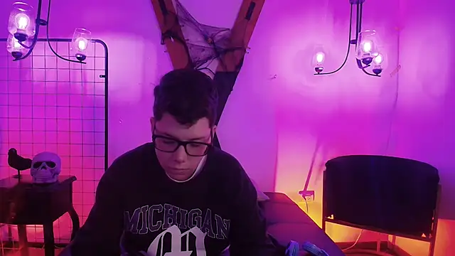 SpencerMontgomery's cam snapshot