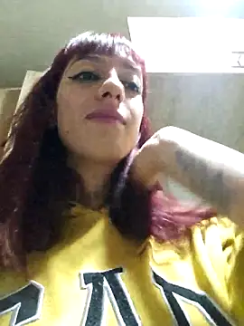 Molly-_-'s cam snapshot