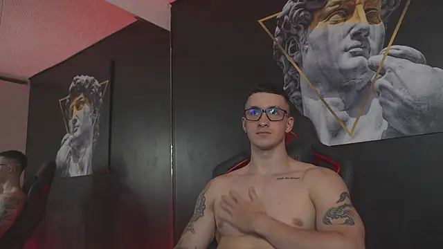 JacksonOlsenn live sex cam