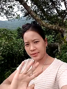 -Huong-99's cam snapshot