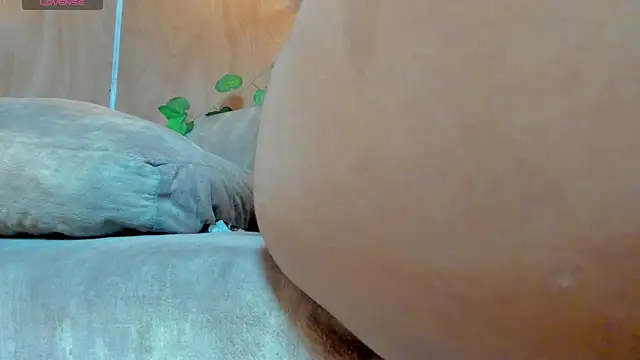 adhara_hotter live sex cam