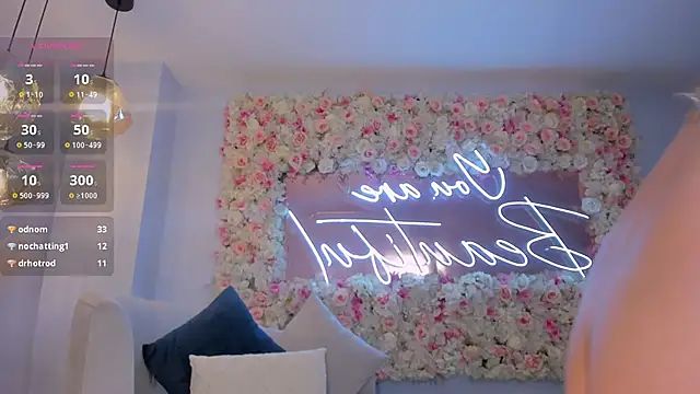 RebeccaHudson's cam snapshot