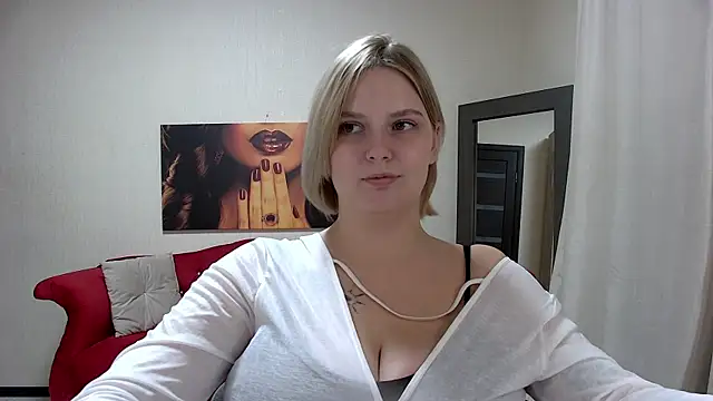 DianeMills's cam snapshot